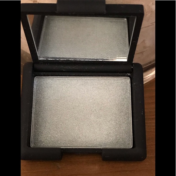 NARS Eyeshadow - Picture 1 of 4